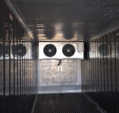 40フィート冷凍コンテナ改造